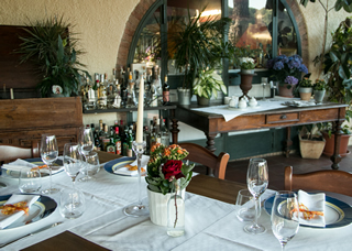 Restaurant Da Nisio San Gimignano Siena Tuscany